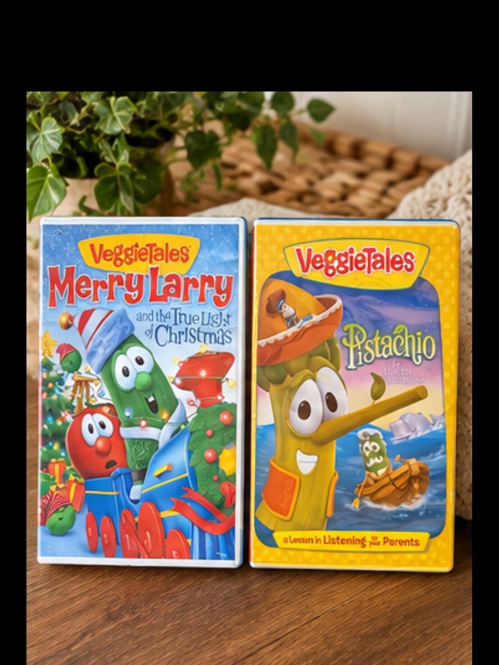 VeggieTales DVD lot - Merry Larry (Blue) & Pistachio (Yellow)